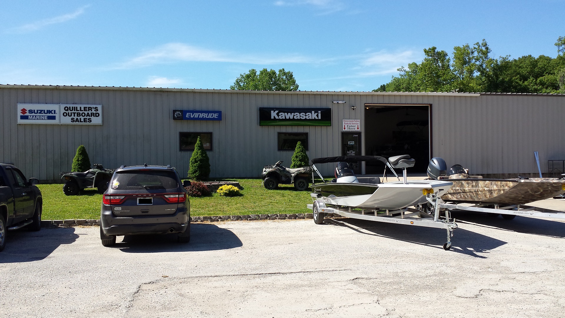 Quiller's Outboard - New & Used Boats, Outboards, ATVs, and UTVs in Hardin, IL, near Springfield & Edwardsville